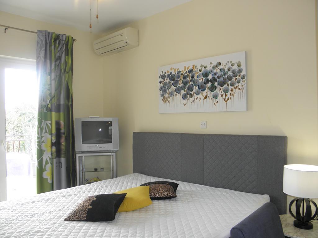 Apartment Brekalo *